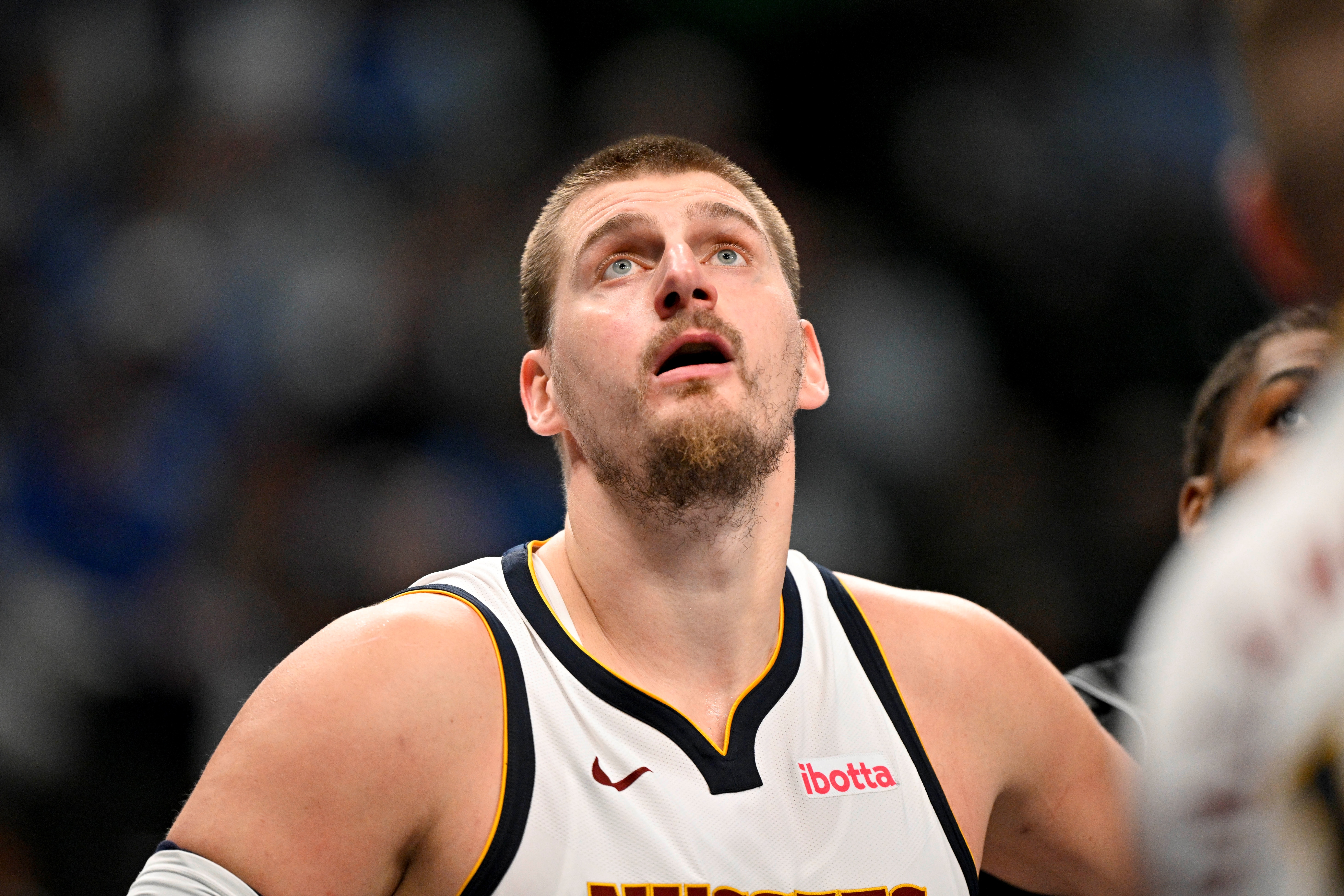 有点尴尬!掘金自约基奇复出后战绩1胜3负 仅击败快船