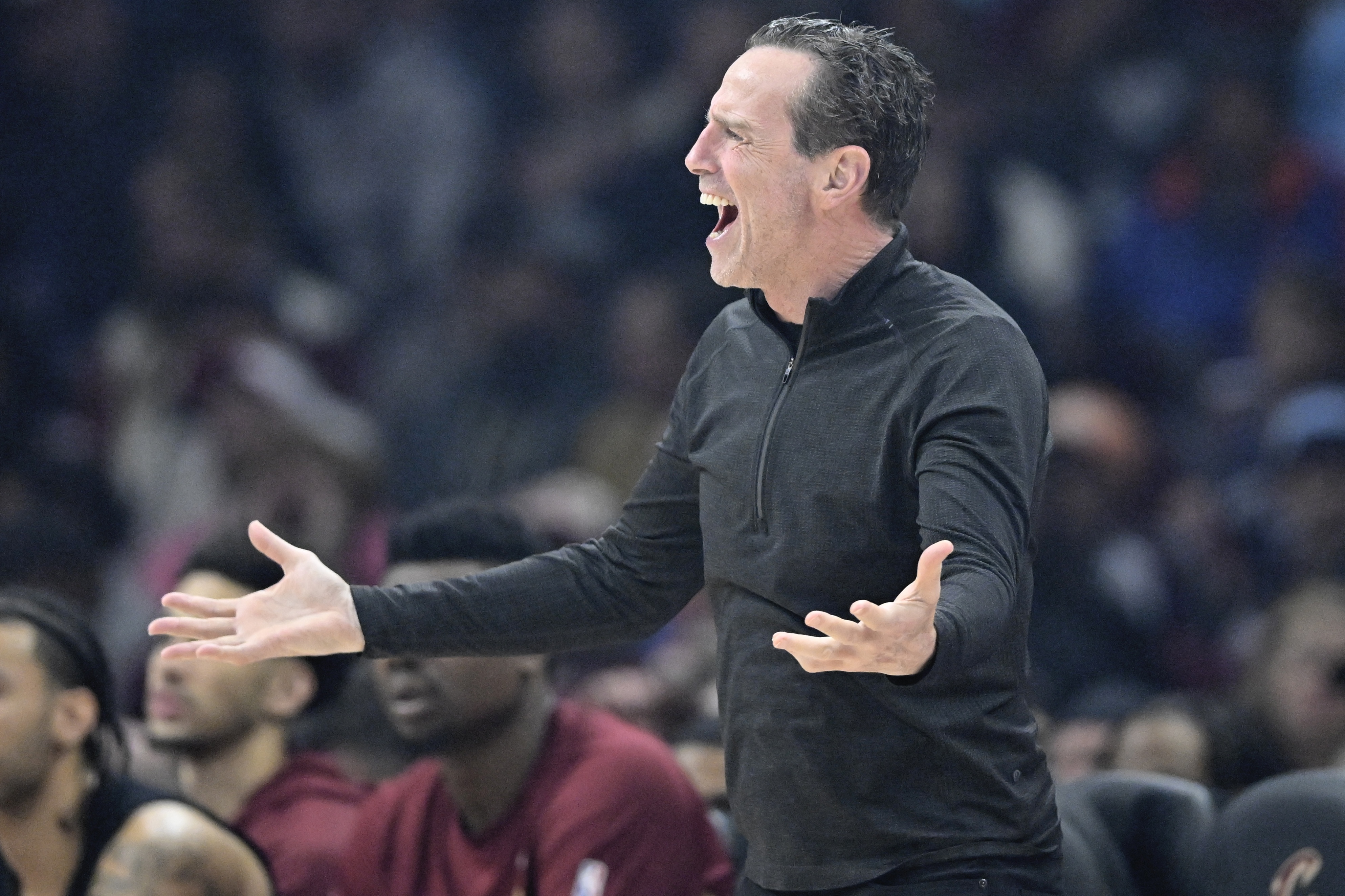 半岛体育APP-狂丢128分!骑士防守体系面临崩溃 季后赛首轮若遇魔术则前景堪忧